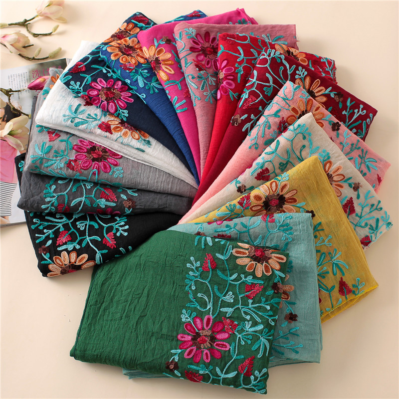 Szal z wiskozy z haftem kwiato – Bandana Cotton recenzja i cena