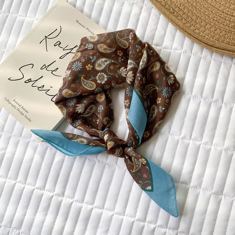Chusta damska z efektem bawełn – Bandana Cotton recenzja i cena